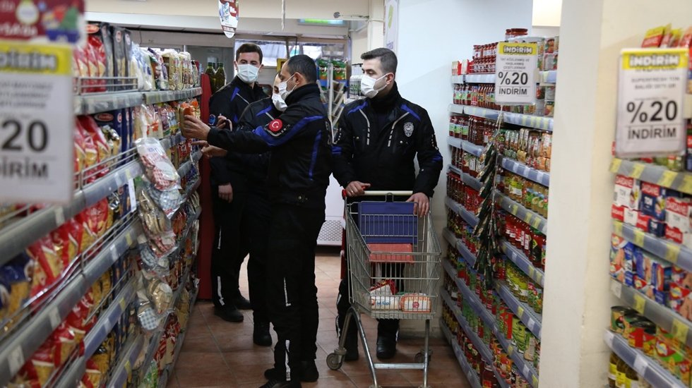 Eyüpsultan’da marketlere yönelik fiyat denetimleri sürüyor