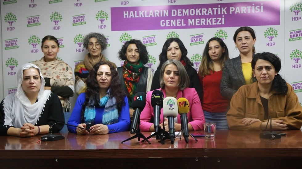 HDP Kadın Meclisi: Tek &ccedil;&ouml;z&uuml;m ortak m&uuml;cadele