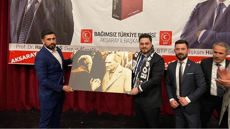 H&uuml;seyin Baş: &ldquo;4 bin yıldır var olan buğdayı &uuml;retemez hale geldik&rdquo;