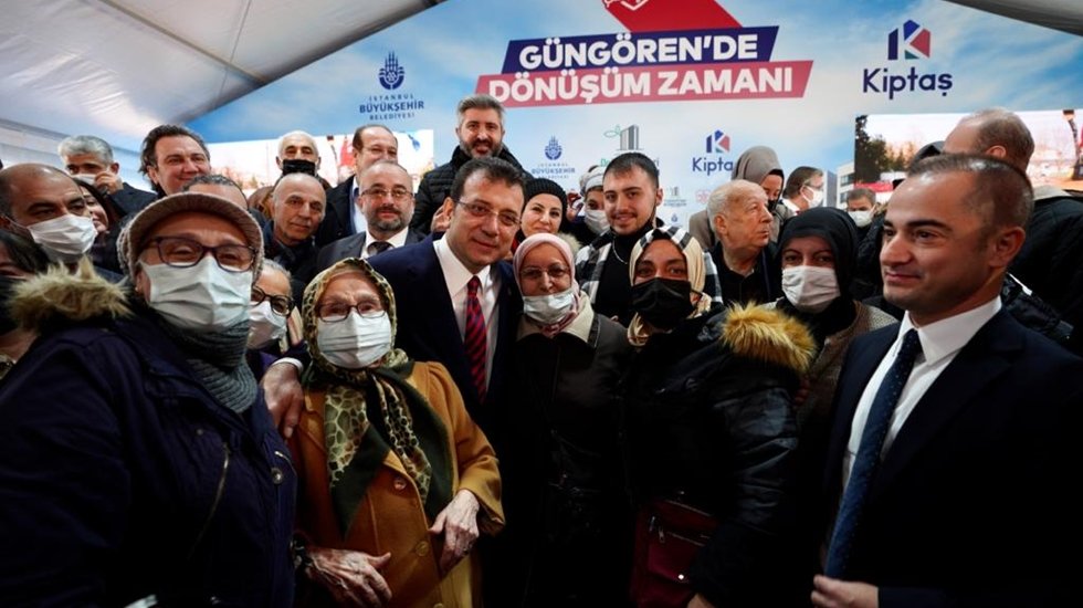 İmamoğlu: “Siyasi simsarlar, işleri engellemek için ellerinden geleni yapıyorlar”