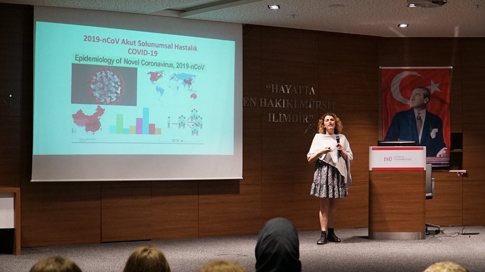 Omikron varyantının etkisini azaltmak i&ccedil;in &uuml;&ccedil;&uuml;nc&uuml; aşı şart