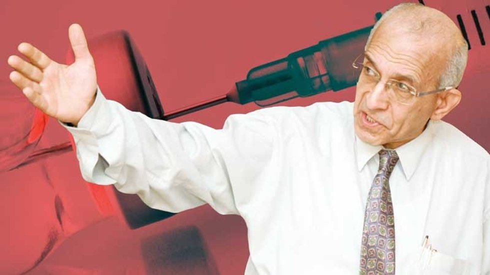 Her g&uuml;n 700 bin kişi Omicron varyantına yakalanacak