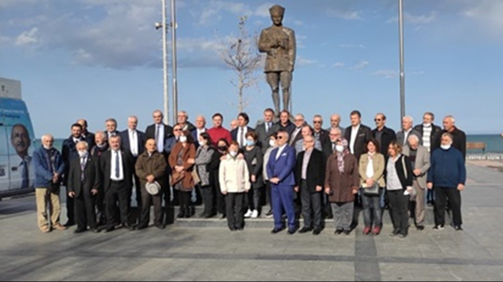 Samsun CHP İl &Ouml;rg&uuml;t&uuml;: &rdquo;İnsan ka&ccedil;ak&ccedil;ılığını sordu!