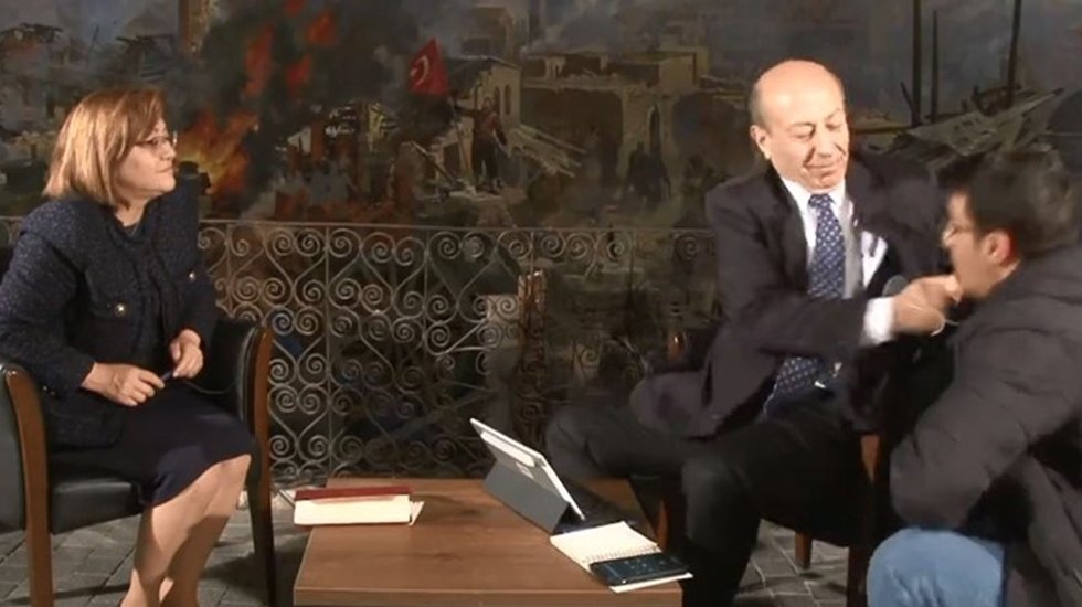 TGC'nin hakkında disiplin soruşturması a&ccedil;tığı Muharrem Sarıkaya istifa etti