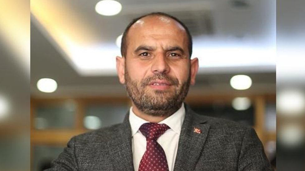 AKP'li danışmandan &lsquo;Miladi takvimden vazge&ccedil;me&rsquo; &ccedil;ağrısı