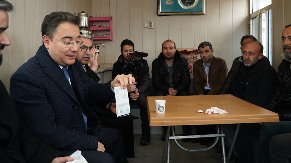 Babacan: &lsquo;Emekli her ay altın alıyordu, T&uuml;rkiye&rsquo;nin ger&ccedil;ekten kalkınmasını istedik&rsquo;