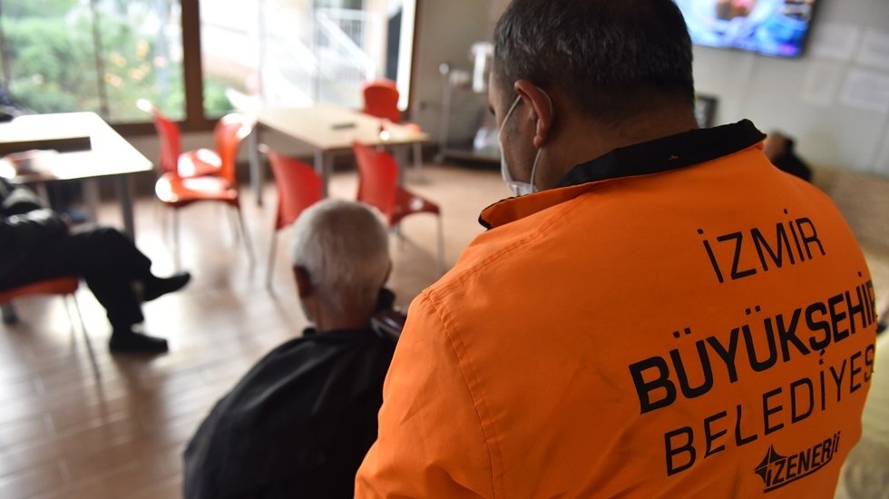 B&uuml;y&uuml;kşehir Belediyesi&rsquo;nden evsiz yurttaşlar i&ccedil;in konaklama imkanı