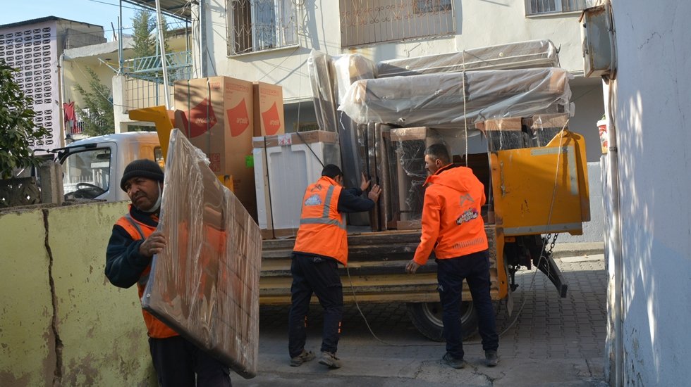 B&uuml;y&uuml;kşehir&rsquo;den evi yanan 3 aileye eşya desteği&hellip;