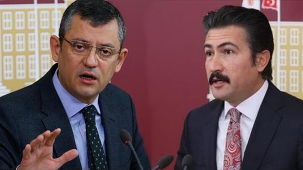 CHP'li &Ouml;zg&uuml;r &Ouml;zel'den Enes Kara'nın s&ouml;zlerini &ccedil;arpıtan Cahit &Ouml;zkan'a &ccedil;ok sert tepki