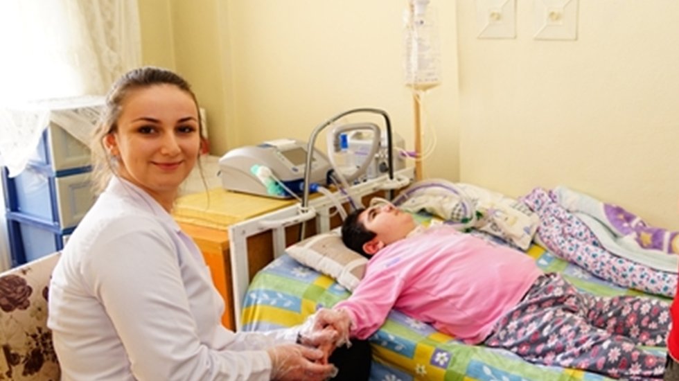 Elektrik zammı evde cihaza bağlı yaşayan hastaları vurdu