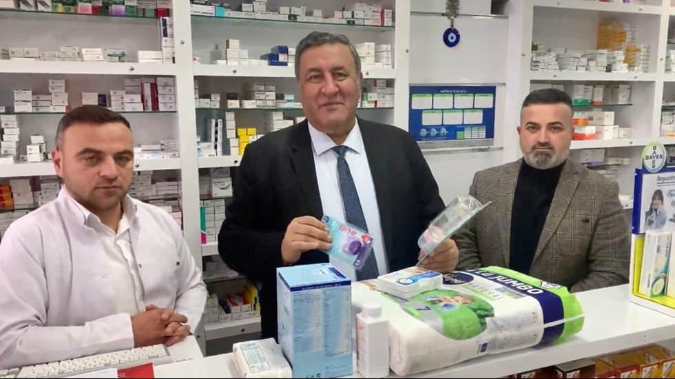 G&uuml;rer: &ldquo;En az 3 &ccedil;ocuk yapın demekle olmuyor, 110 liralık mama 220 lira oldu&rdquo;