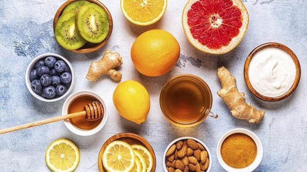 Bağışıklık sistemini güçlendirmek için vitamin takviyeleri uykunun, beslenmenin, yerini tutmuyor