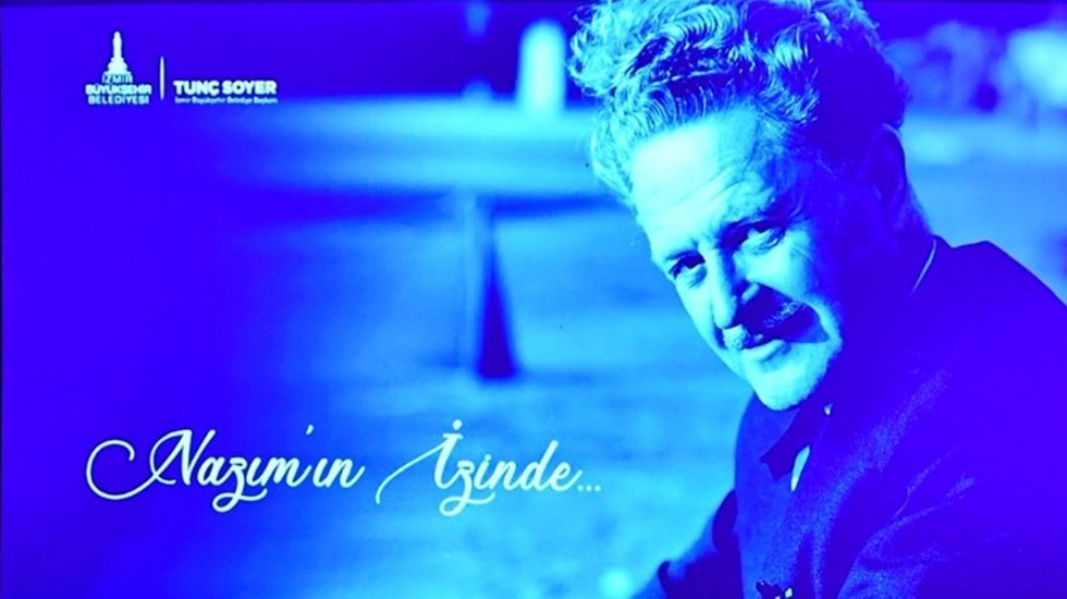 İzmirliler Nazım Hikmet&rsquo;i 120'inci yaş g&uuml;n&uuml;nde şiirleriyle andı