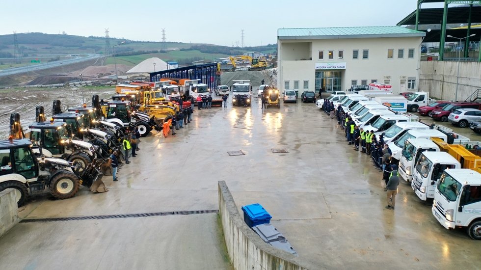 İzmit Belediyesi kar teyakkuzunda!