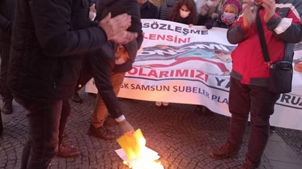 KESK&rsquo;liler Bordro yaktı&hellip;