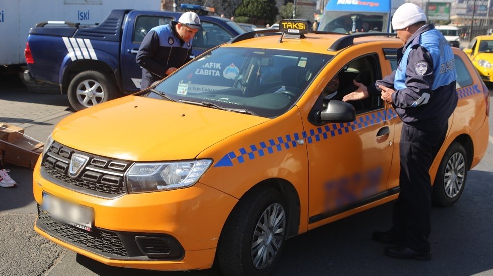 İstanbul’da şikâyetlerin ardından15 bin 551 taksi şoförüne ceza yağdı