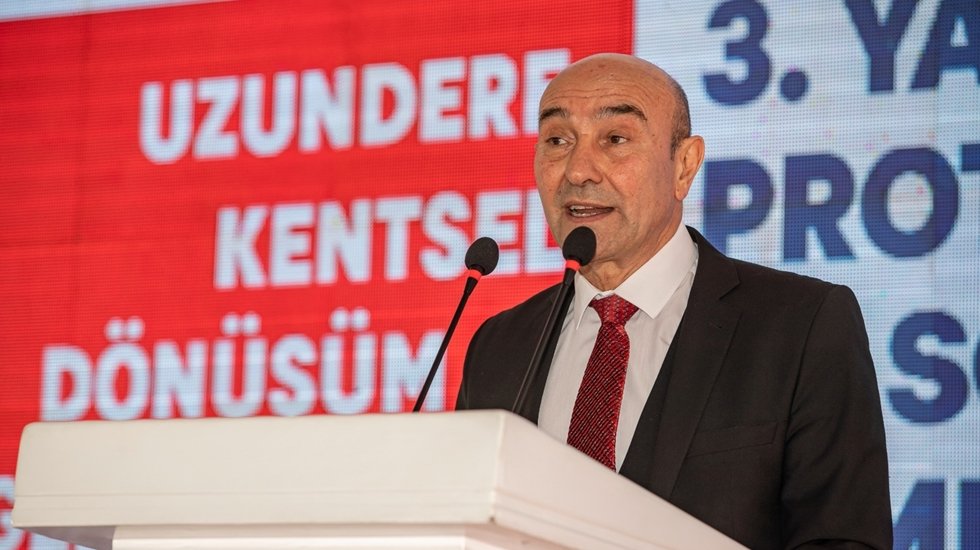 Soyer: &ldquo;Engelleri aşıyor İzmir&rsquo;in sağlıklı mahallelerini oluşturuyoruz&rdquo;
