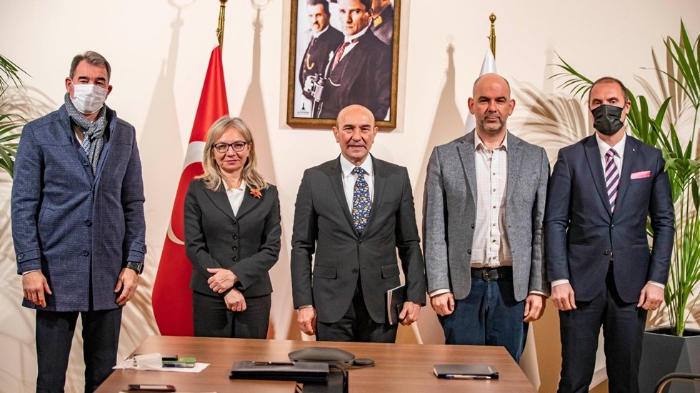 Soyer: &ldquo;İzmir&rsquo;in gelecek planlarına ışık tutacak