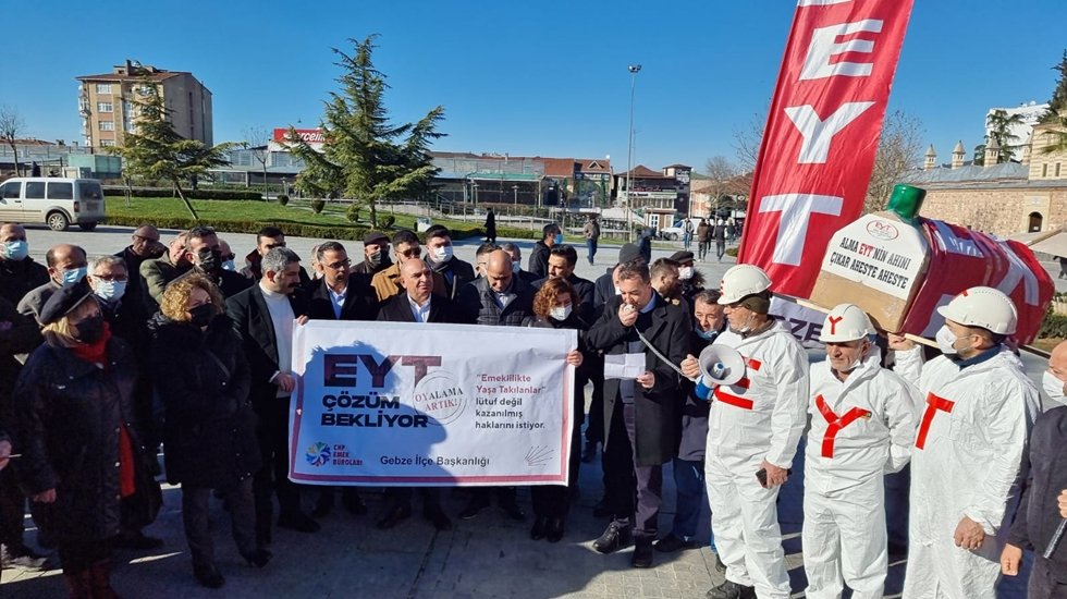 Tahsin Tarhan: EYT&rsquo;lilerin hakkı EYT'lilere verilmeli...