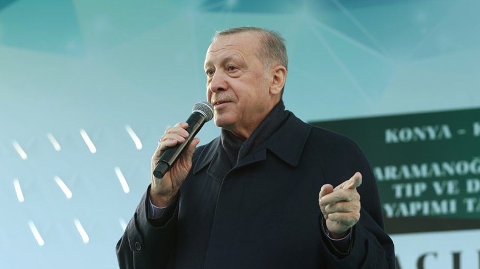 Erdoğan kalem ve cetvelle haritayı keyfine g&ouml;re &ccedil;iziyor&hellip;
