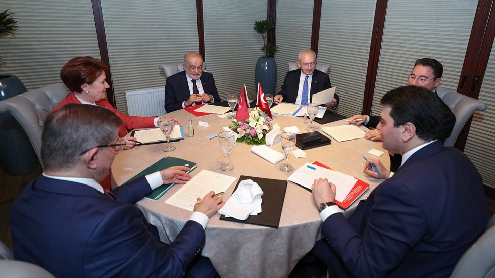 6'lı Masa, İYİ Parti de buluşuyor