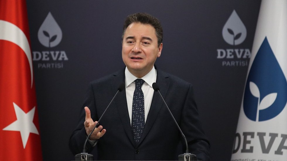 Babacan: İstihdam i&ccedil;in hukuki g&uuml;venlik şart