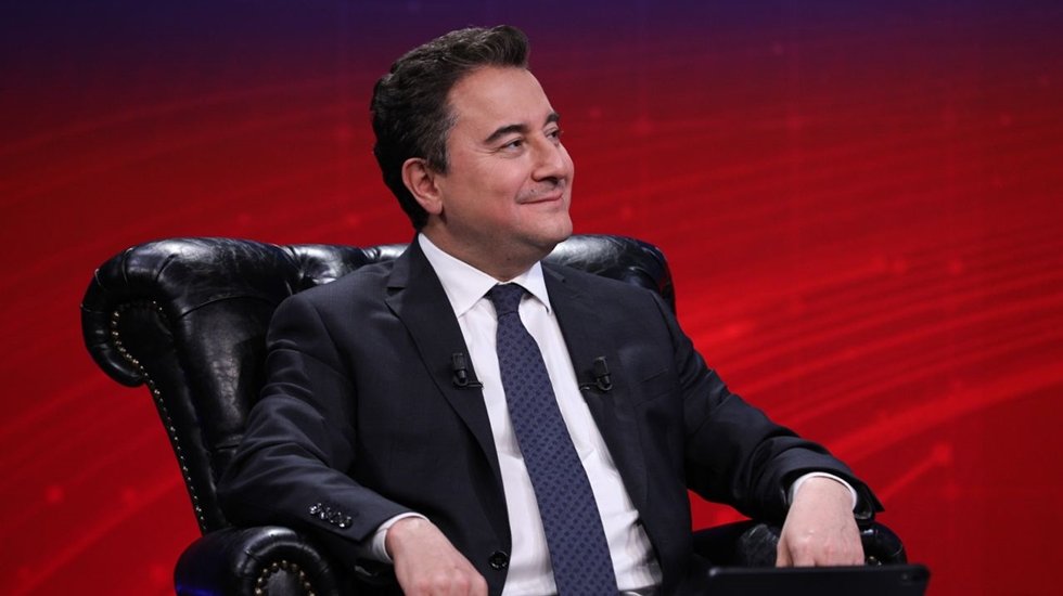 Ali Babacan'dan acı itiraf: "Halka g&uuml;ven veremedik"