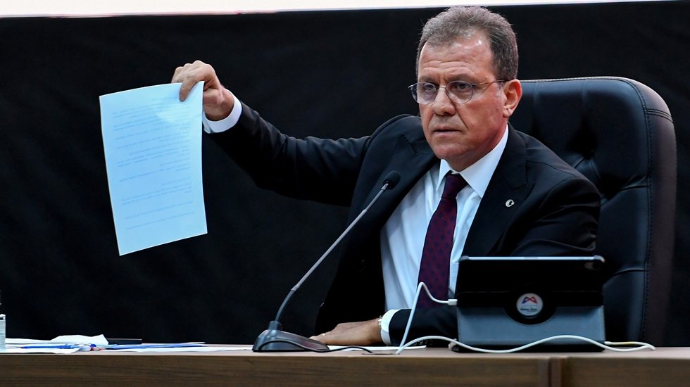 Başkan Se&ccedil;er: &ldquo;Medya ve acemi siyaset&ccedil;iler, eğer bunları ispat edemezse m&uuml;fteridir, al&ccedil;aktır, namussuzdur&rdquo;