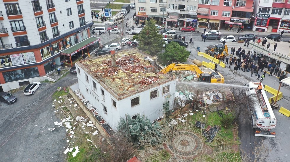 Beylikd&uuml;z&uuml;'nde &lsquo;3 K&ouml;y 3 Meydan&rsquo; projesinin G&uuml;rpınar &ccedil;alışması başladı