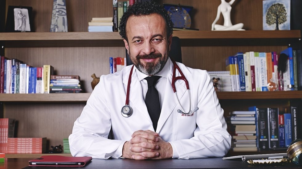 Dr. Ümit Aktaş: Yaş almaktan korkmayın, biyolojik saatinizi geri çevirin