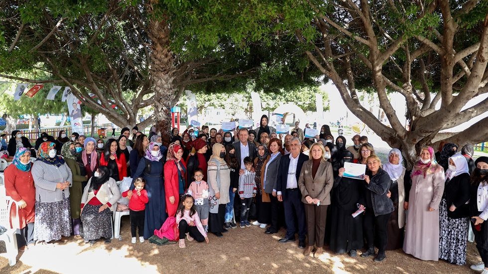 &ldquo;Evimiz At&ouml;lye&rdquo; projesi ile kadınlar kazanıyor, Mersin kazanıyor