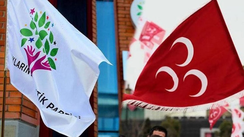 HDP'den ihra&ccedil; edilen meclis &uuml;yesi MHP'ye katıldı