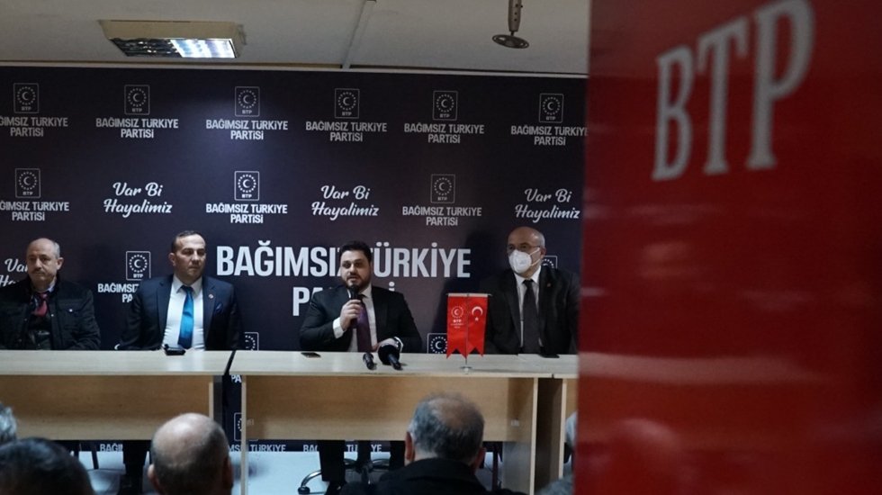 H&uuml;seyin Baş: &ldquo;Atat&uuml;rk sayesinde Irak gibi, Suriye gibi olmadık&rdquo;