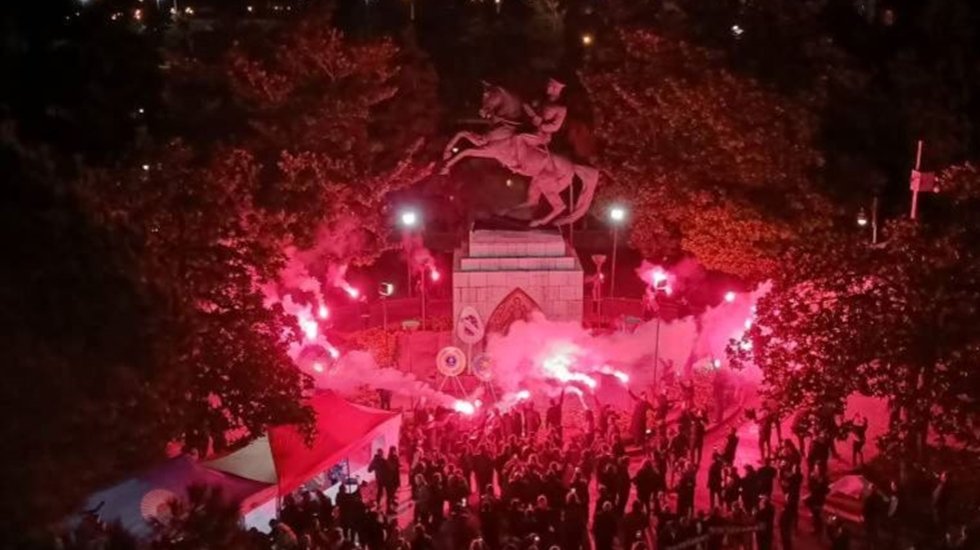 Samsunlular Atat&uuml;rk Anıtı'nda n&ouml;bet tutuyor
