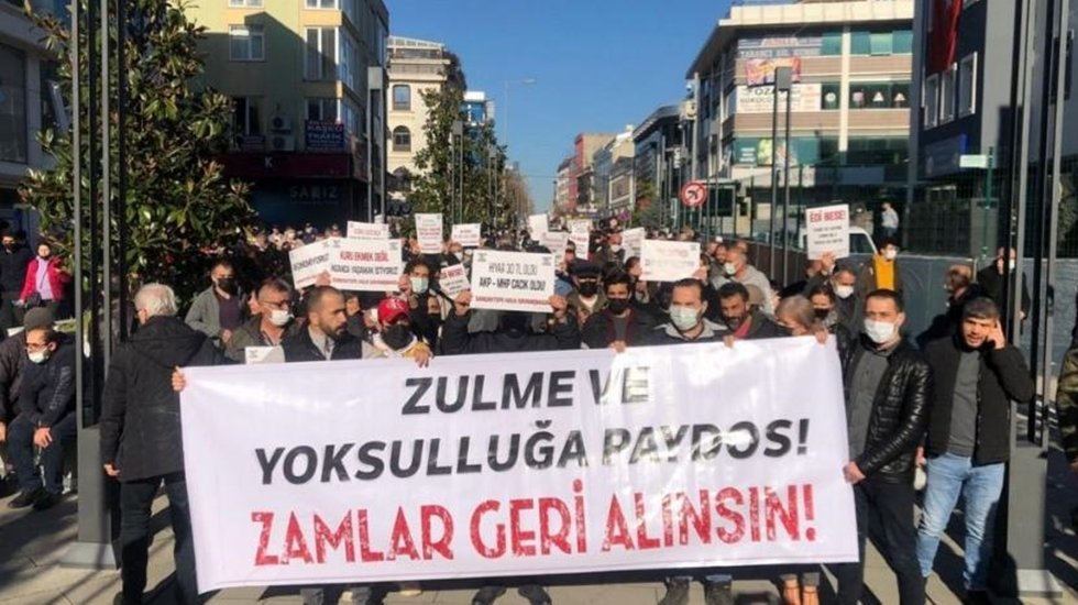 Sancaktepe'de zam protestosu: “Hıyar 30 TL oldu, AKP-MHP cacık oldu!”
