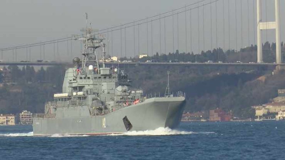 T&uuml;rkiye'nin a&ccedil;ıklaması, yurtdışı basınında eksen değişmesi olarak yorumlandı...