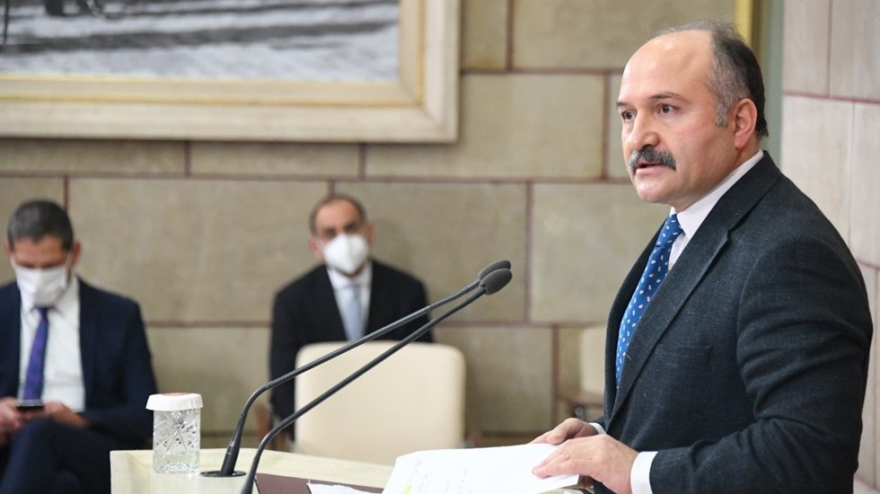 Usta: &ldquo;Bakan Nebati&rsquo;nin s&ouml;ylediklerini ciddiye almamak lazım&rdquo;