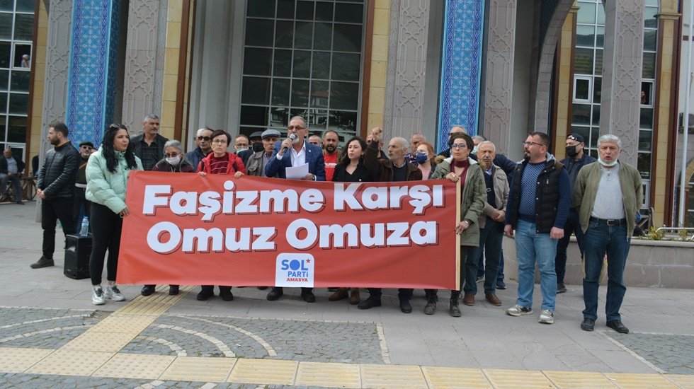Amasya&rsquo;da Sol Parti&rsquo;nin basın a&ccedil;ıklamasına &uuml;lk&uuml;c&uuml;ler saldırmak istedi!
