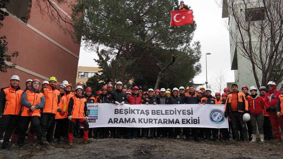 Beşiktaş’ta ‘deprem ve yangın tatbikatı’ yapıldı…