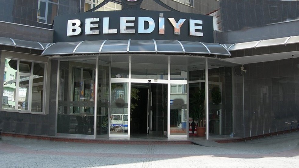 Tunceli ve Ovacık Belediyelerine kayyum atandı