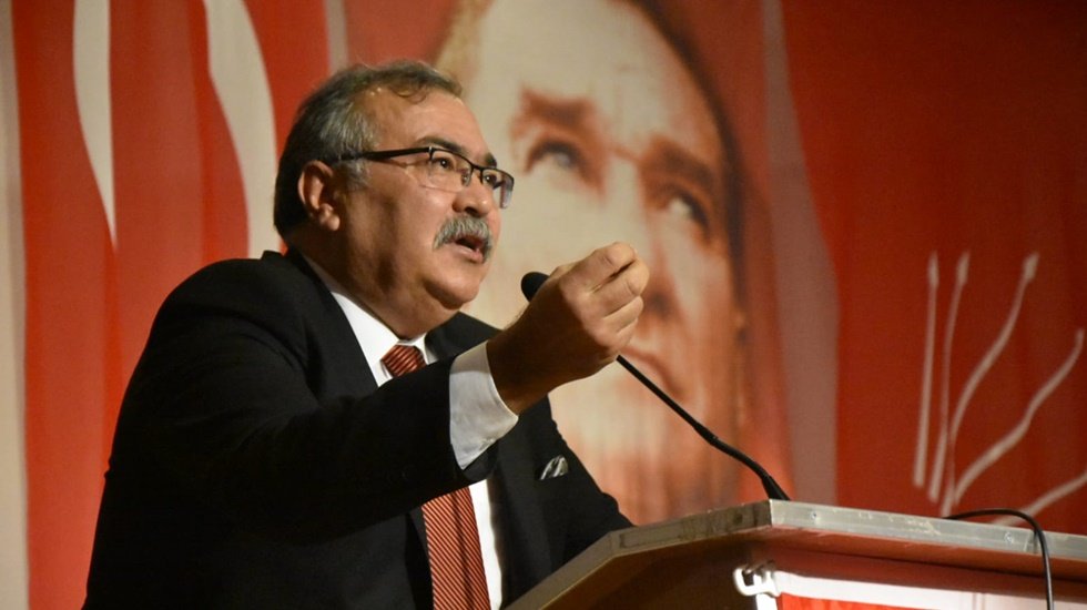 &Ccedil;ift&ccedil;iyi bitirdiniz. Bari aklımızla alay etmeyin...
