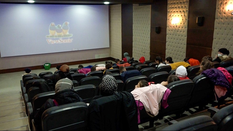 Çocuklar için film gösterimleri yeniden başladı