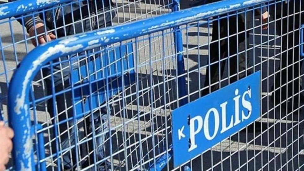 CHP'nin &Ccedil;ağlayan &ccedil;ağrısı sonrası İstanbul Valiliğinden 4 il&ccedil;ede yasak!