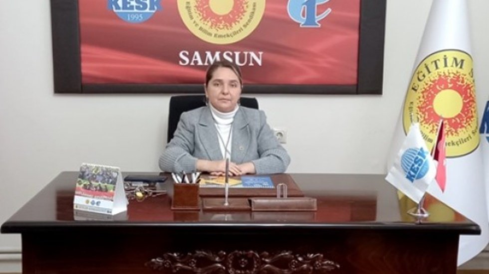Haydar Akın&rsquo;a ve destek&ccedil;ilerine sesleniyoruz! Bu şekilde eğitim vermek haddiniz değildir!