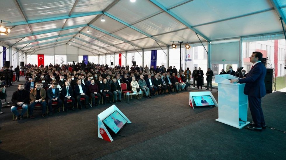 İmamoğlu: “Siyasi kaprisler Beylikdüzü’nde dönüşümü 6,5 yıl geciktirdi”