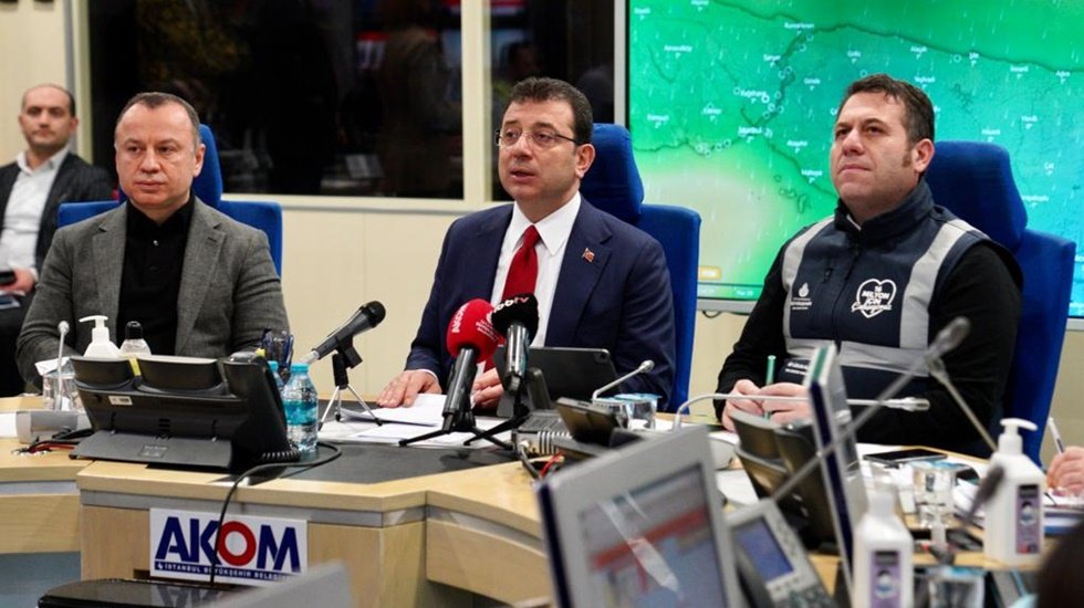 İmamoğlu: “Yarını da tedbirli geçirip, karı uğurlayalım”