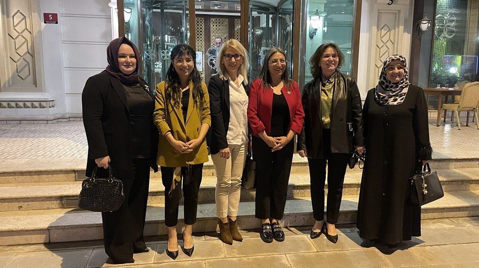 Altı muhalefet partisinin Ankara kadın kolları başkanları bir arada!