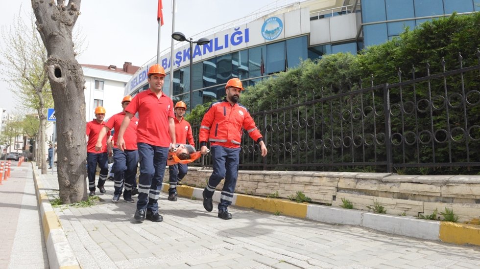 Avcılar Belediye binasında “Acil Durum Tahliye Tatbikatı”