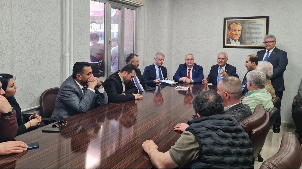 Başkan Akıllı, &ldquo;Siz hangi milletin milliyet&ccedil;isisiniz?"