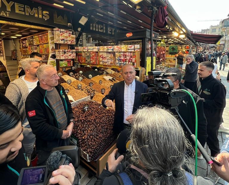 https://yenisoluk.com/uploads/2022/04/emin&ouml;n&uuml; &ccedil;arşı (1)